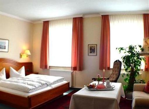 фото отеля Hotel Furstenhof Rathenow