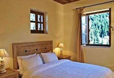 фото отеля Guesthouse Apirathes