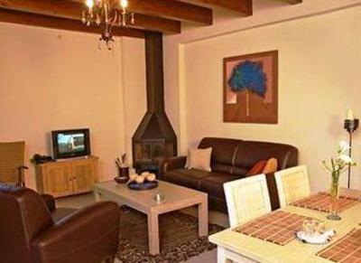 фото отеля Guesthouse Apirathes