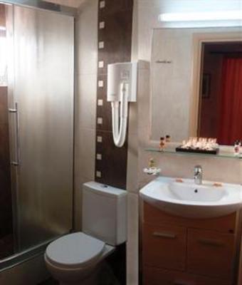 фото отеля Hotel Taxiarhis