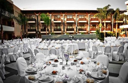 фото отеля Porto Platanias Beach Resort