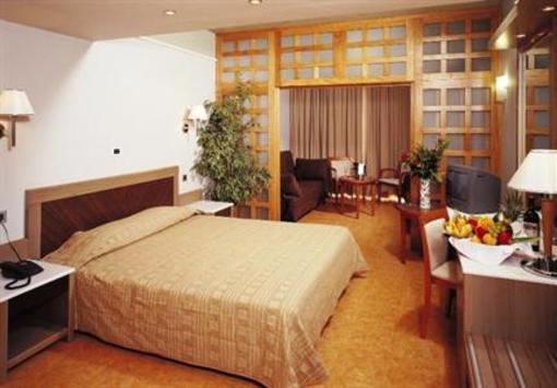 фото отеля Porto Platanias Beach Resort