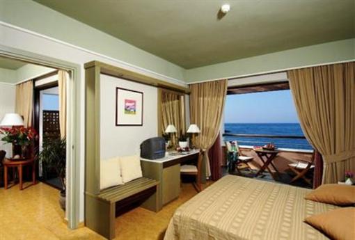 фото отеля Porto Platanias Beach Resort