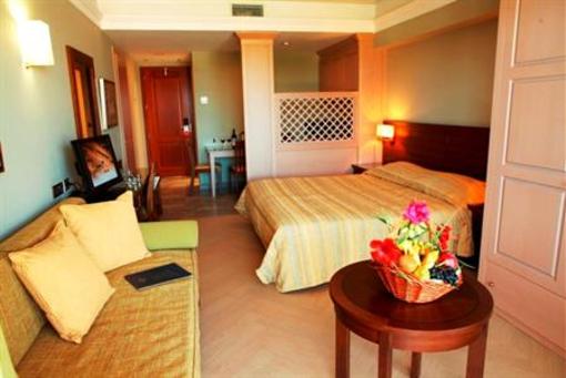 фото отеля Porto Platanias Beach Resort