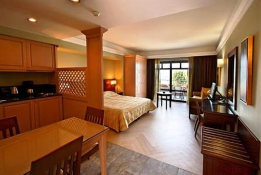 фото отеля Porto Platanias Beach Resort