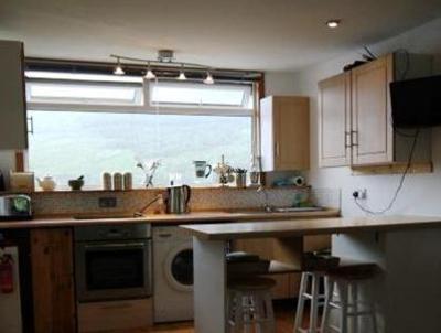 фото отеля Attic Apartment