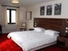 фото отеля The Sharnbrook Hotel