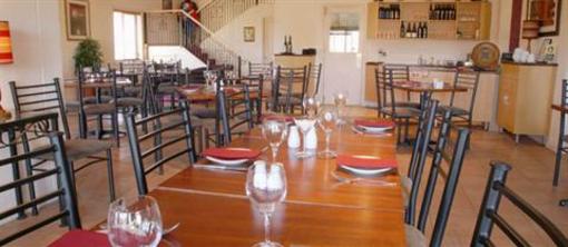 фото отеля Nightingale Wines Luxury Villas Broke