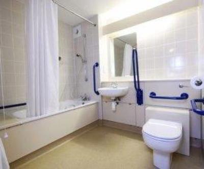 фото отеля Travelodge Ipswich Beacon Hill