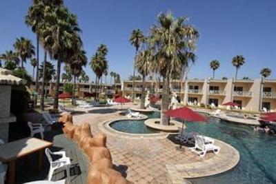 фото отеля Estero Beach Hotel & Resort