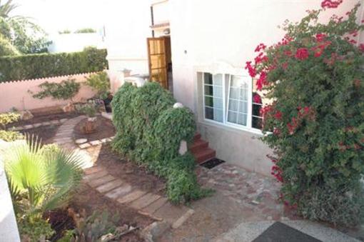 фото отеля Hostal Paris Ciutadella