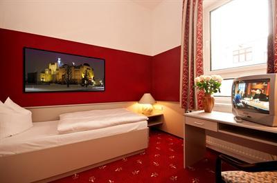 фото отеля Hotel Am Theater Cottbus