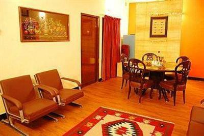 фото отеля Nakshatra - Adyar Hotel