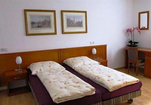 фото отеля Hotel Mila Reichenbach An Der Fils