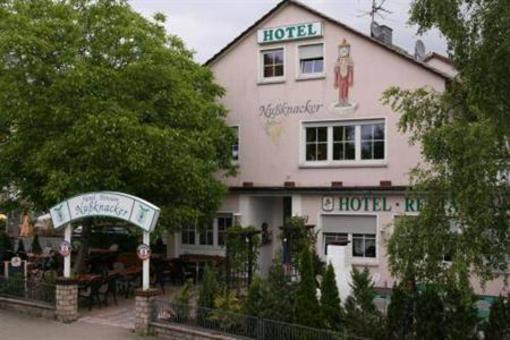 фото отеля Hotel Nussknacker Fulda