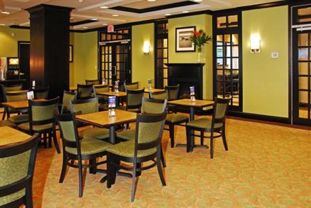 фото отеля Holiday Inn Express Hotel & Suites Halifax Airport