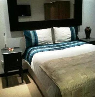 фото отеля The Orchard Barn Guest House Chertsey