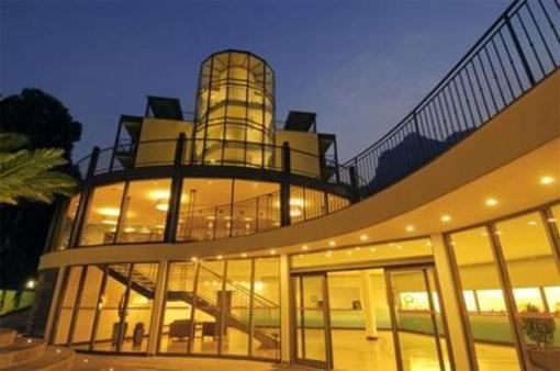фото отеля Murialdo Suites Hotel Riva Del Garda