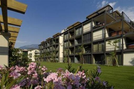 фото отеля Murialdo Suites Hotel Riva Del Garda