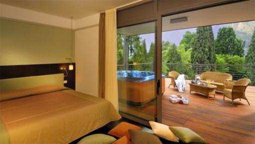 фото отеля Murialdo Suites Hotel Riva Del Garda
