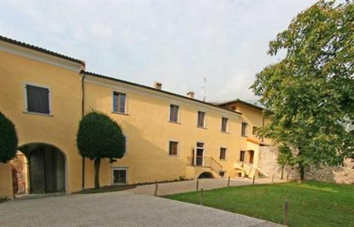 фото отеля Hotel Relais Palazzo Lodron Nogaredo