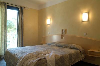 фото отеля Hotel Capo d'Orto Porto (France)
