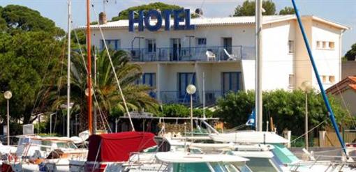 фото отеля Hotel Restaurant La Reine Jane Hyeres