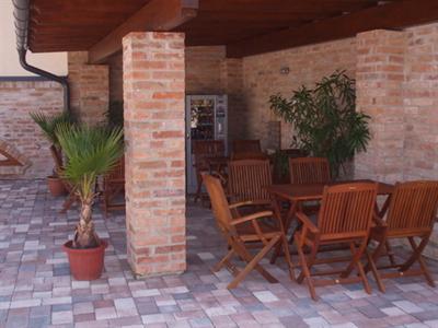 фото отеля Varfurdo-Panzio Apartmanhaz