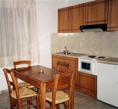 фото отеля Flisvos Apartments