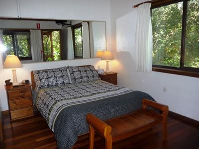 фото отеля Samurai Beach Bungalows Port Stephens YHA