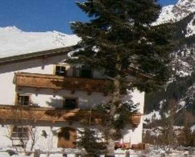 фото отеля Karlspitze Natur Pur Appartementhaus Kaunertal