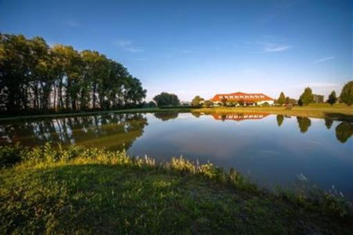 фото отеля Hotel Pracharna