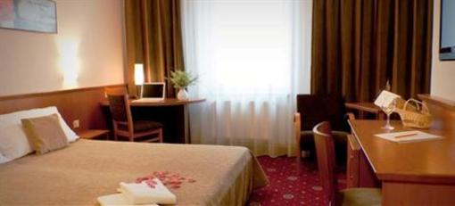фото отеля Hotel Pracharna