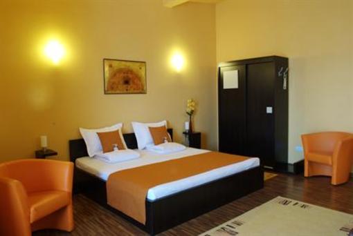 фото отеля Hotel IQ Timisoara