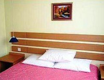 фото отеля Home Inn (Hohhot Railway Station)