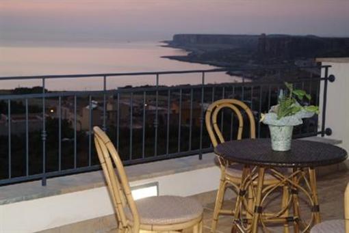 фото отеля Torre Salina B&B