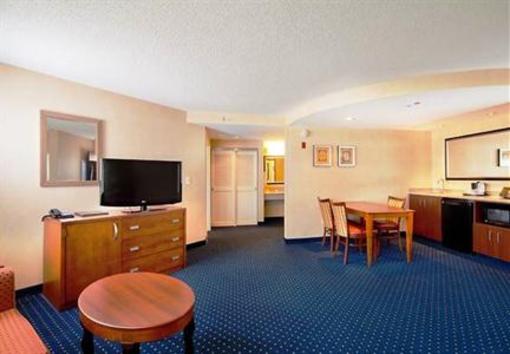 фото отеля Courtyard by Marriott Fort Smith Downtown