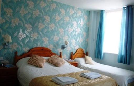 фото отеля Wyvern Hotel