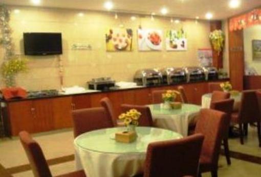 фото отеля Hanting Express Zibo Central Road