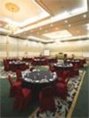 фото отеля Grand Cempaka Hotel