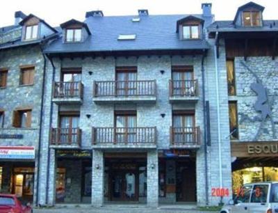 фото отеля Apartamentos Los Lagos Benasque