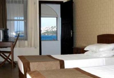 фото отеля Estrella Beach Hotel