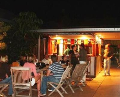 фото отеля Noosa Backpackers Resort