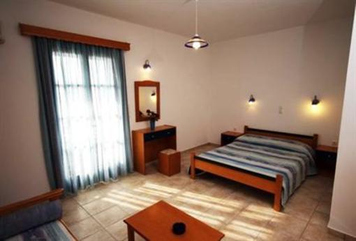 фото отеля Hotel Three Lakes