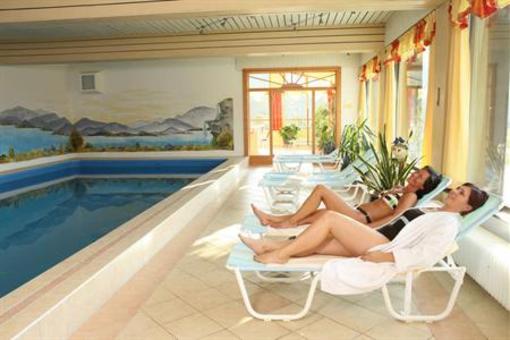 фото отеля Landhotel Grun Wies