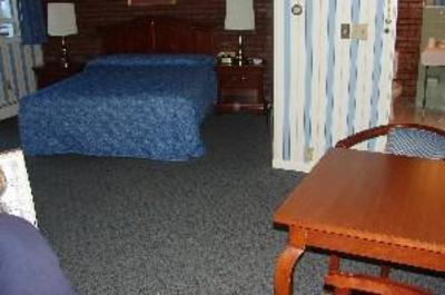 фото отеля Storybook Inn & Suites