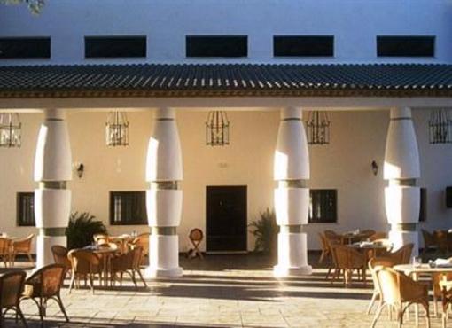 фото отеля Apartamentos-Camping La Rana Verde