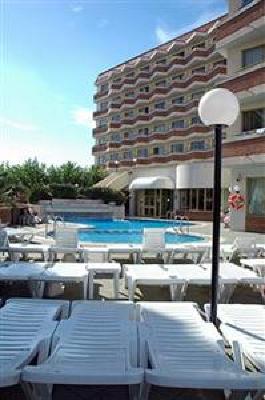 фото отеля H Top Royal Sun Hotel Santa Susanna