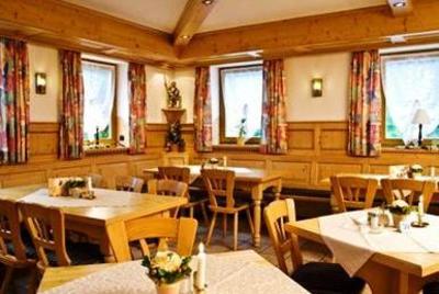 фото отеля Land-Gut-Hotel Gasthof Waldschanke