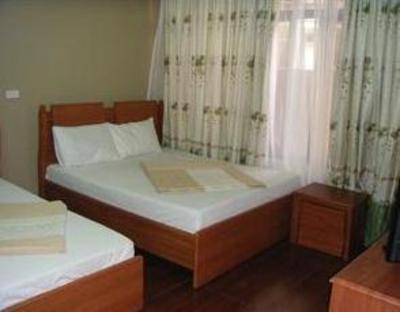 фото отеля Holiday Hotel Halong